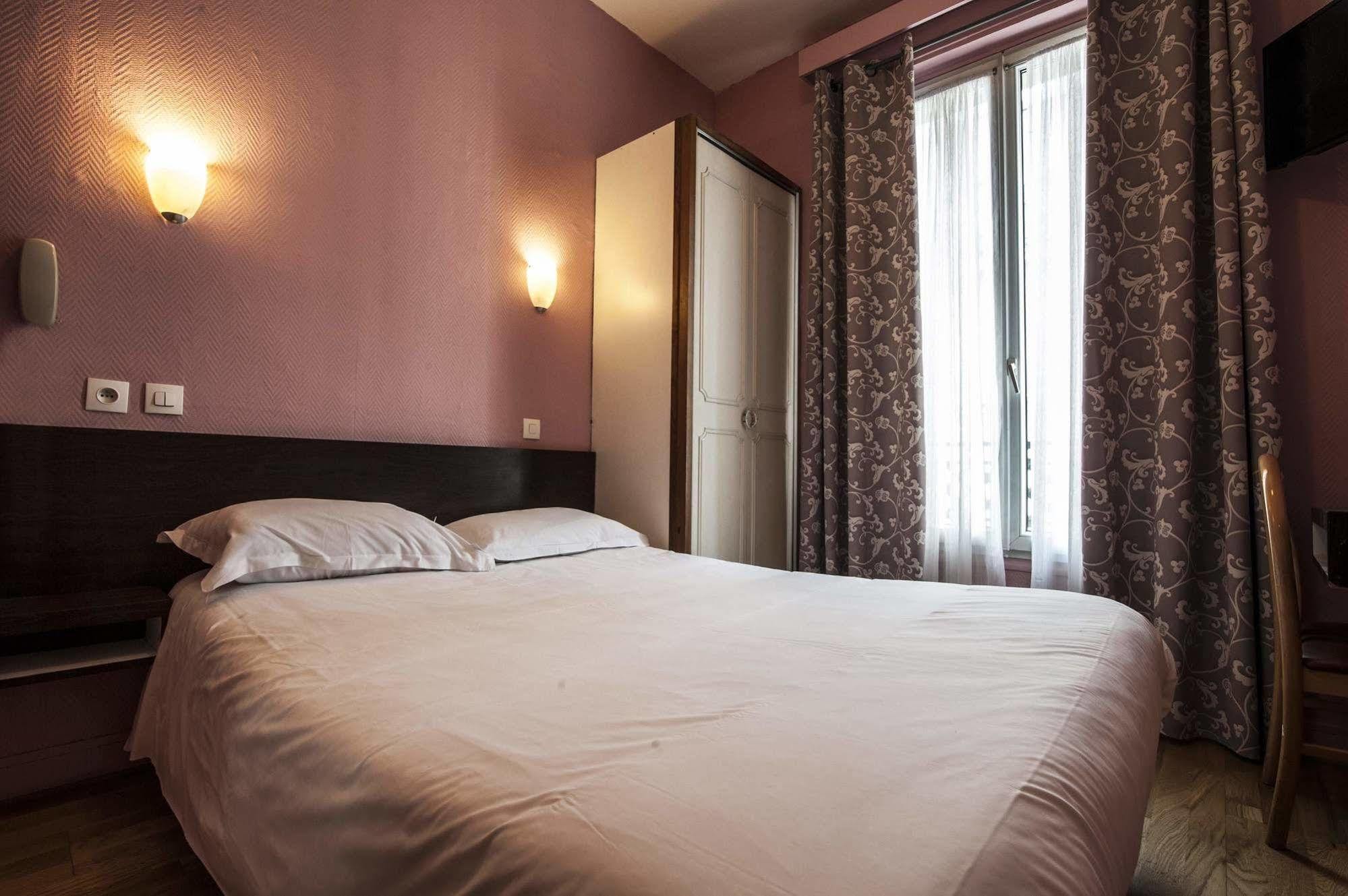 Hotel Des 3 Nations Paris Eksteriør billede
